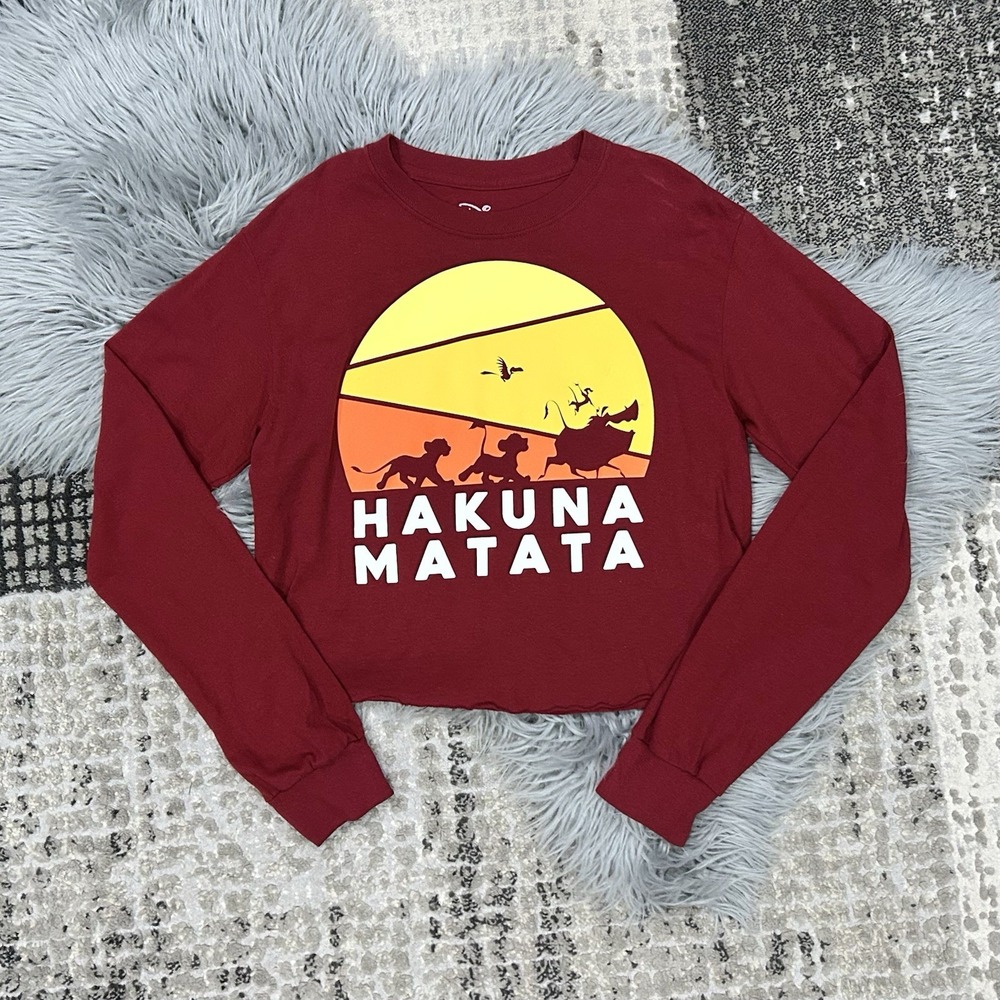 Disney Lion King Hakuna Matata Women's Cropped Long Sleeve Top Size Small